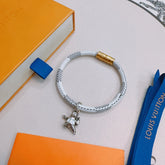 China Replica LV Bracelets 40usd Only